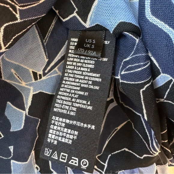 Free People Dark Combo TechniColor Smocked Bubble Crop Top Floral Blue Small - Picture 6 of 7